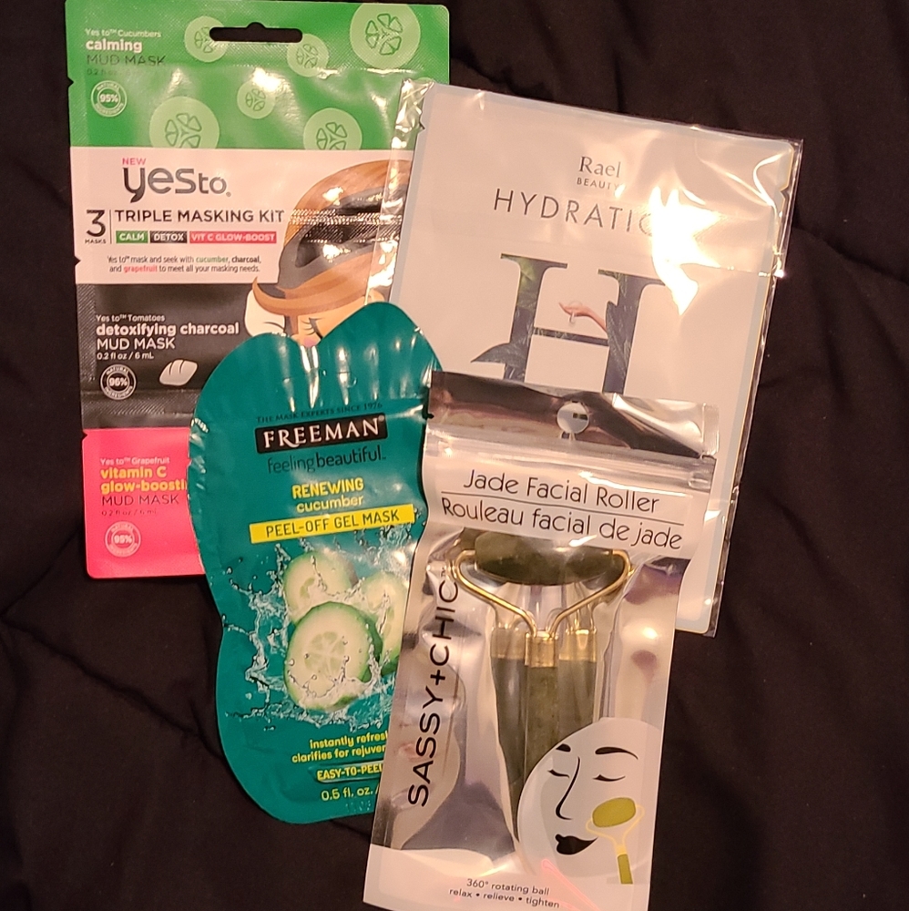 Jade Facial Roller with 5 Face Masks